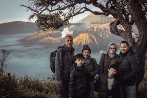 Read more about the article Rute dan Spot Terbaik yang Wajib Dikunjungi Saat Sewa Jeep Bromo